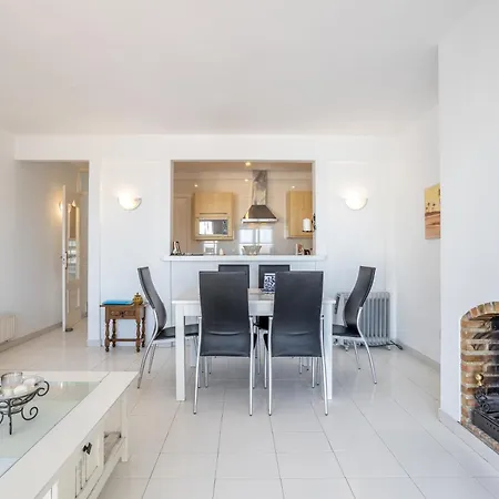 Casablanca 25 Holiday Villa *